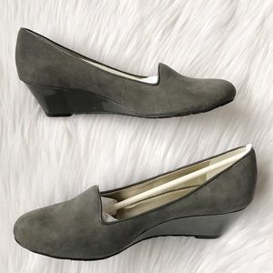 NIB Anne Klein Axelia Wedges